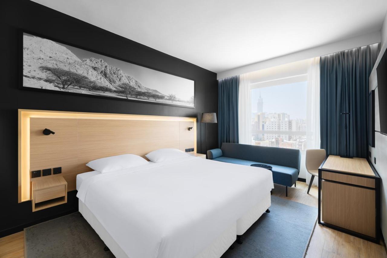 Park Inn By Radisson Makkah Thakher Alsharqi Mecca Bagian luar foto